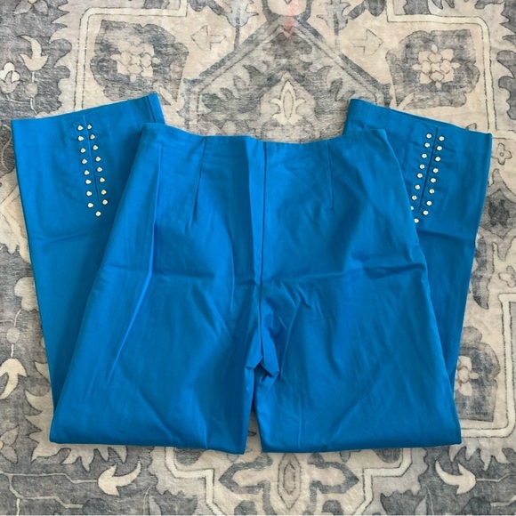 Cache Blue Studded Capris Size 2 - Picture 4 of 5